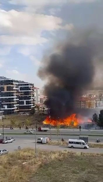 Yangın istasyona ulaşmadan söndürüldü, soğutma çalışması başladı