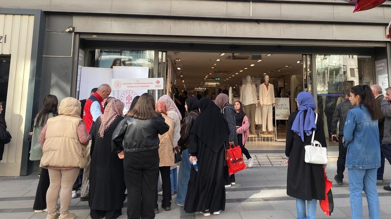 Sivas’ta Bayram Öncesi 608 Çocuğa Bayramlık Sevinci