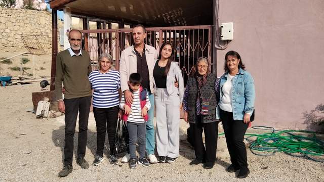 SİVAS'TA ALMAN GEZGİNİ GÖZYAŞLARINA BOĞAN VEDA!