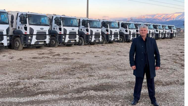 Isparta Belediyesi temizlik hizmetleri işi yerli firma Yağızlar'a emanet - Birlik Haber Ajansı