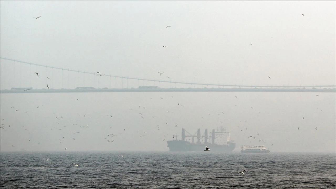 İstanbul'da gemi trafiği askıya alındı - Birlik Haber Ajansı