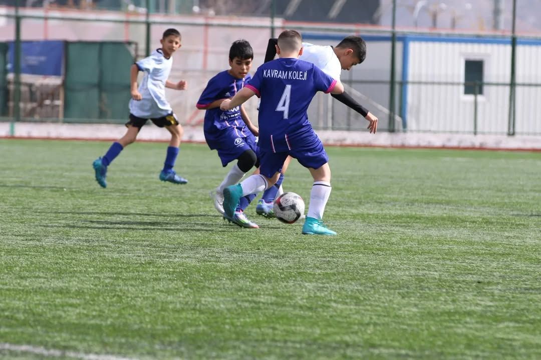 Sivas'ta Yıldızlar Erkek Futbol İl Birinciliği Heyecanı Sonuçlandı