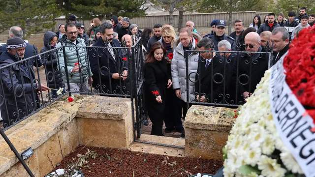 Âşık Veysel 53. Ölüm Yıldönümünde Sivrialan’da Anıldı: Anadolu’nun Büyük Ozanına Vefa