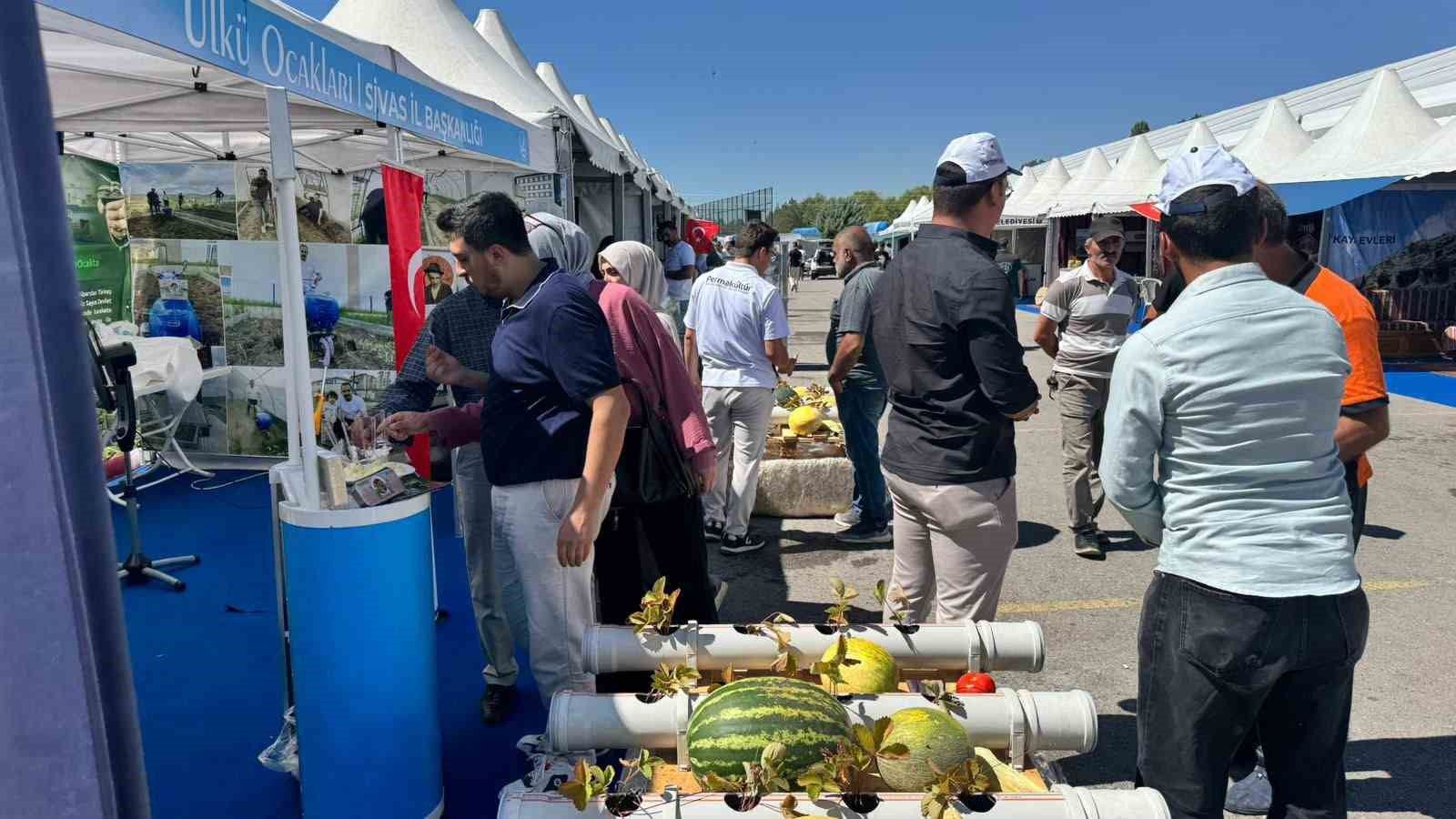 "Toprağın dili tarımdır" anlayışı Sivas fuarında anlatıldı