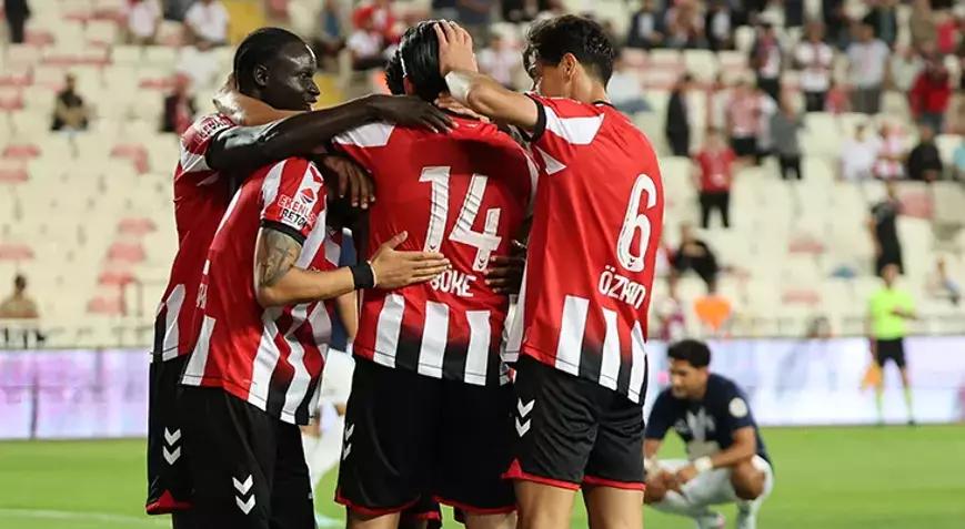 Sivasspor, Sarıyer karşısında tek golle kazandı!