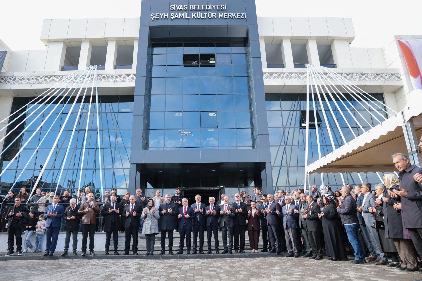Sivas'a Dev Hizmet: Şeyh Şamil Sağlık, Kültür ve Spor Merkezi Açıldı!