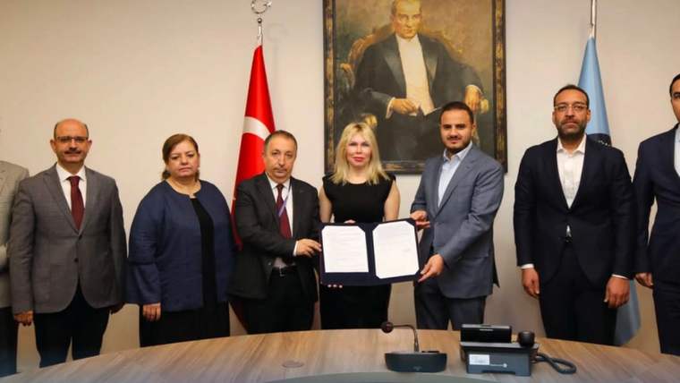Akdeniz Üniversitesi Hastanesi yeni binası için imzalar atıldı - Birlik Haber Ajansı