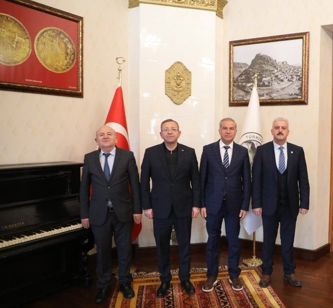 Kars Valisi Ziya Polat'a Meteoroloji Yetkililerinden ziyaret - Birlik Haber Ajansı