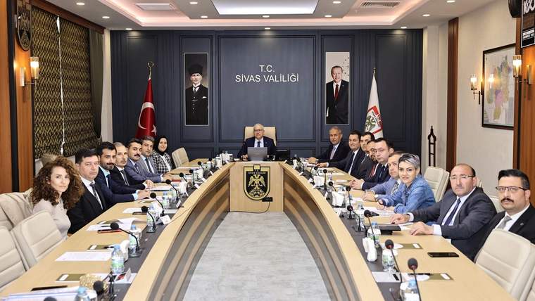 📰 Sivas'ta Hayvanları Koruma Kurulu Toplandı: Sokak Hayvanları İçin Yeni Adımlar