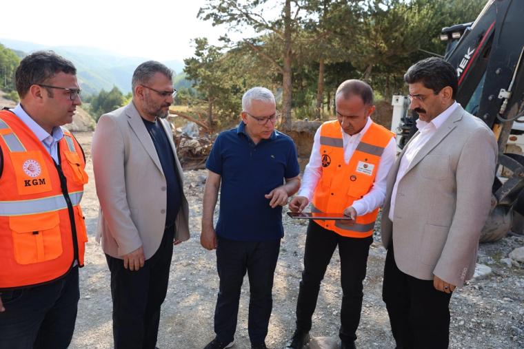 Sivas Valisi Şimşek, Geminbeli Tüneli’nde İncelemelerde Bulundu