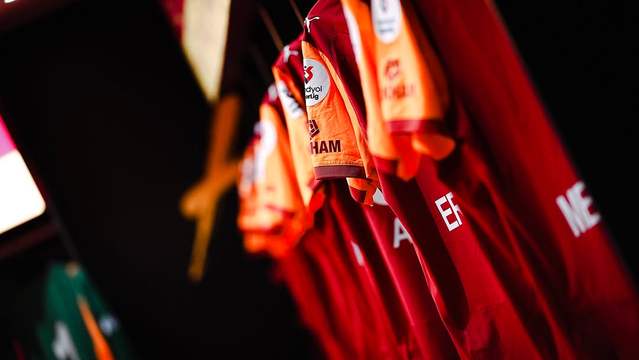 Galatasaray, Deplasmanda Zafer İçin Soyunma Odasını Kendi Renklerine Boyadı