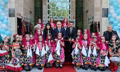 Hayat Boyu Öğrenmenin Gücü Sergiye Yansıdı: El Emeği Eserler Beğeni Topladı