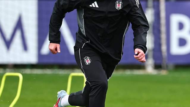 Beşiktaş'tan Transfer Atağı: Hazırlıklar BJKvGB ile Hız Kesmeden Devam Ediyor