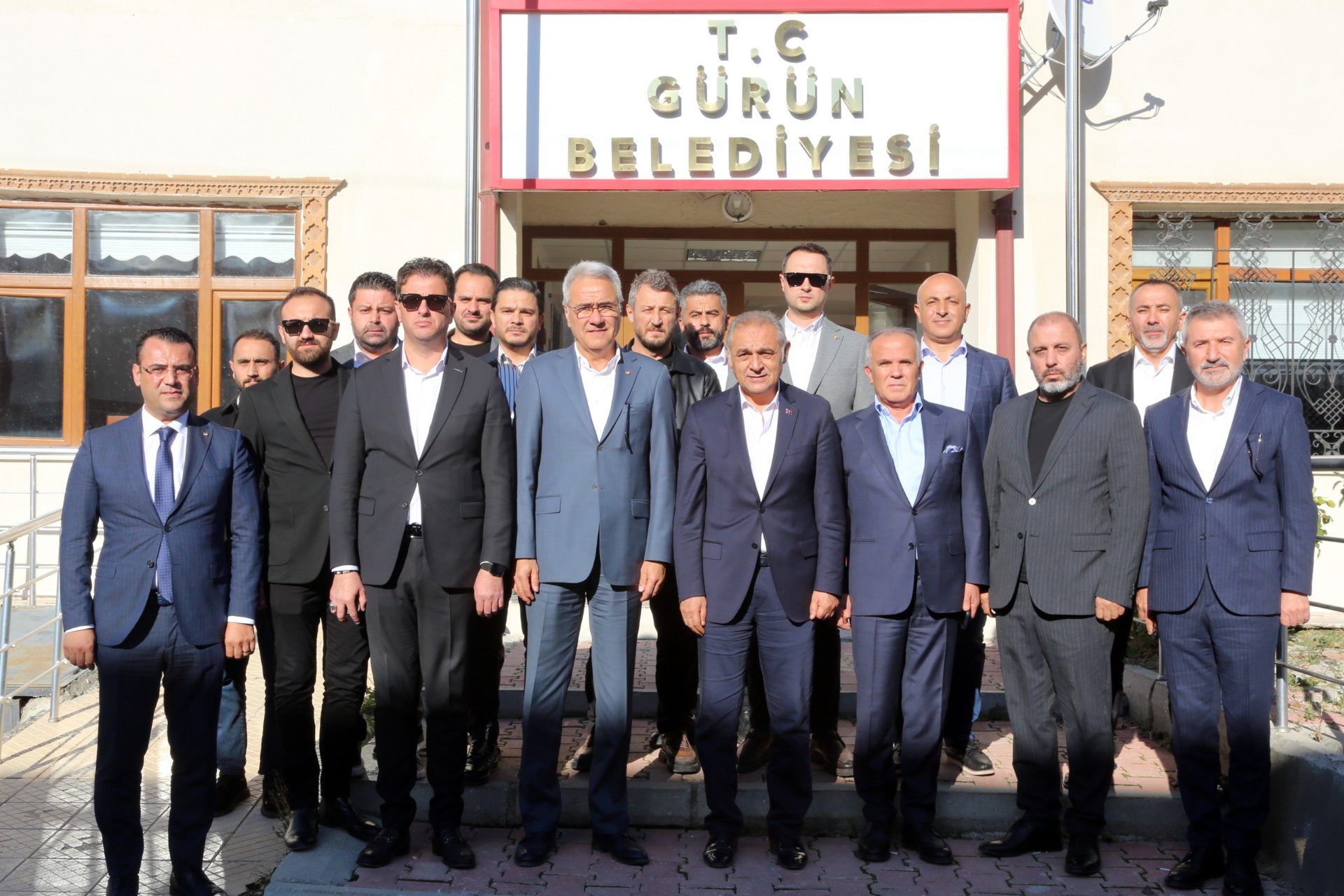 Zeki Özdemir Gürün’de Esnafla Buluştu, Projelerini Anlattı