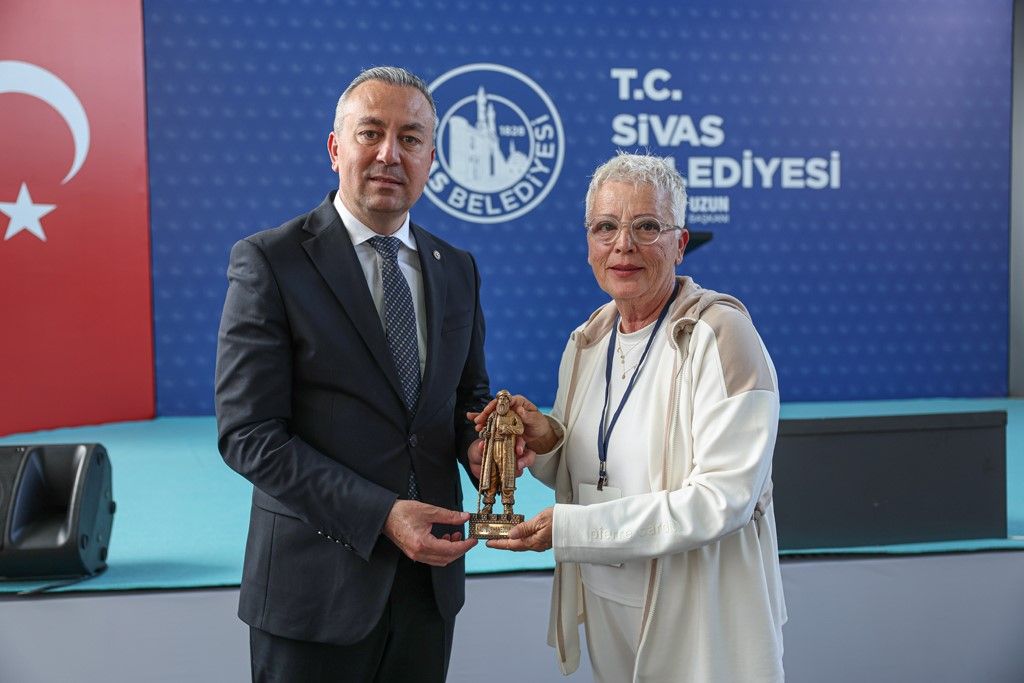 6 Dönemlik Miras: Tarihi Sivas Kalesi 2028’de Turizme Kazandırılacak | tarihi sivas kalesi