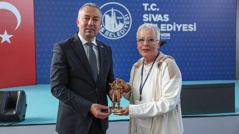 6 Dönemlik Miras: Tarihi Sivas Kalesi 2028’de Turizme Kazandırılacak | tarihi sivas kalesi