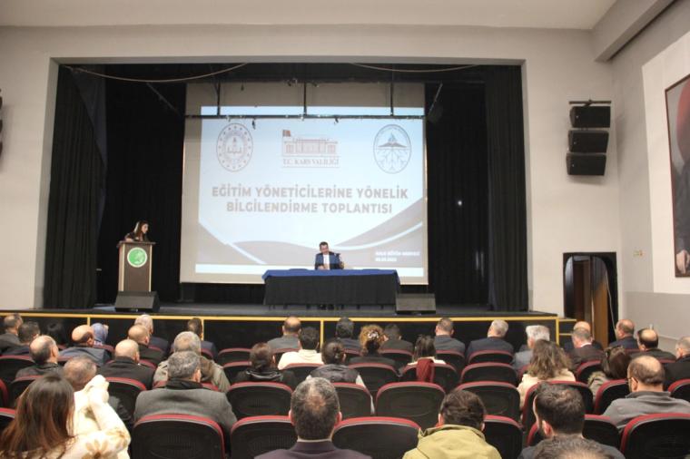 Kars’ta eğitim yöneticilerine yönelik bilgilendirme toplantısı yapıldı - Birlik Haber Ajansı