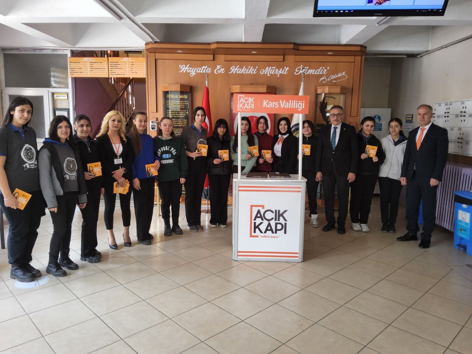 Kars 'Açık Kapı' okul ziyaretleri gerçekleştirdi - Birlik Haber Ajansı