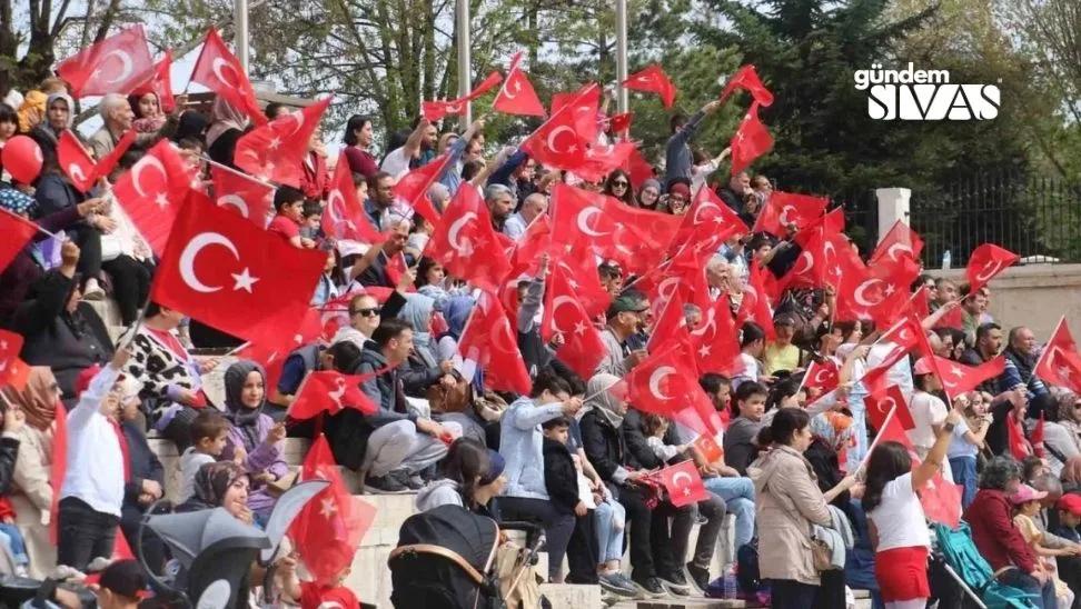 Sivas'ta 23 Nisan Coşkusu Yaşandı