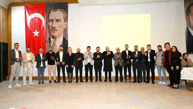 Çanakkale'de AK Gençlik tecrübeyle buluştu - Birlik Haber Ajansı