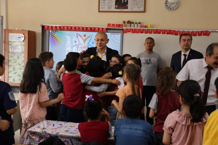 Kırıkkale Belediyesi’nden öğrencilere 2,5 milyon TL destek - Birlik Haber Ajansı