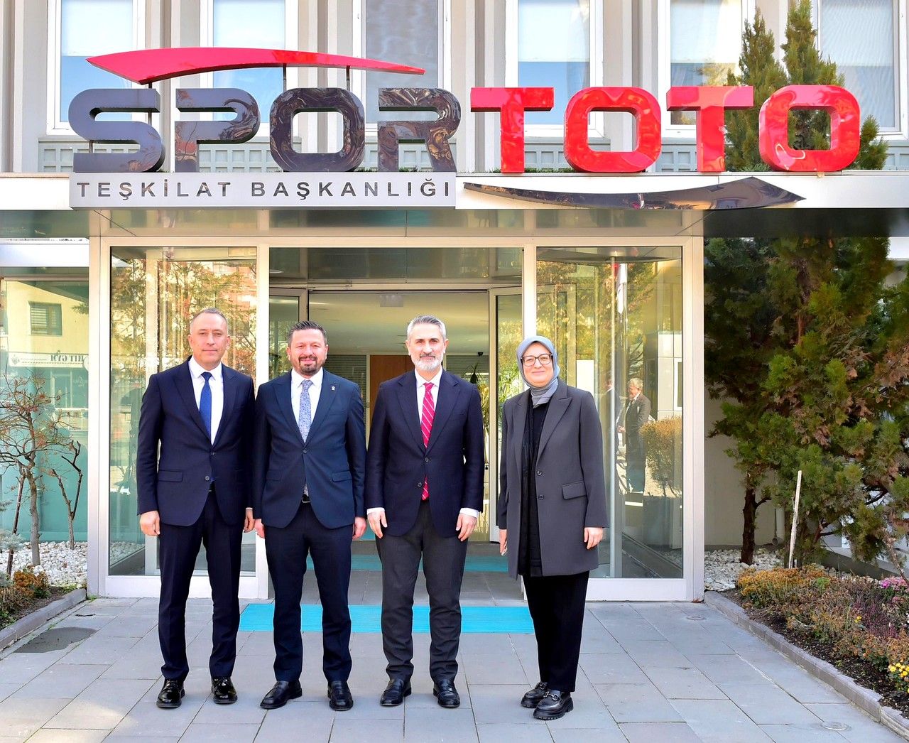 AK Parti Balıkesir İl Başkanı Mehmet Aydemir'den Balıkesir’e spor yatırımı müjdesi - Birlik Haber Ajansı