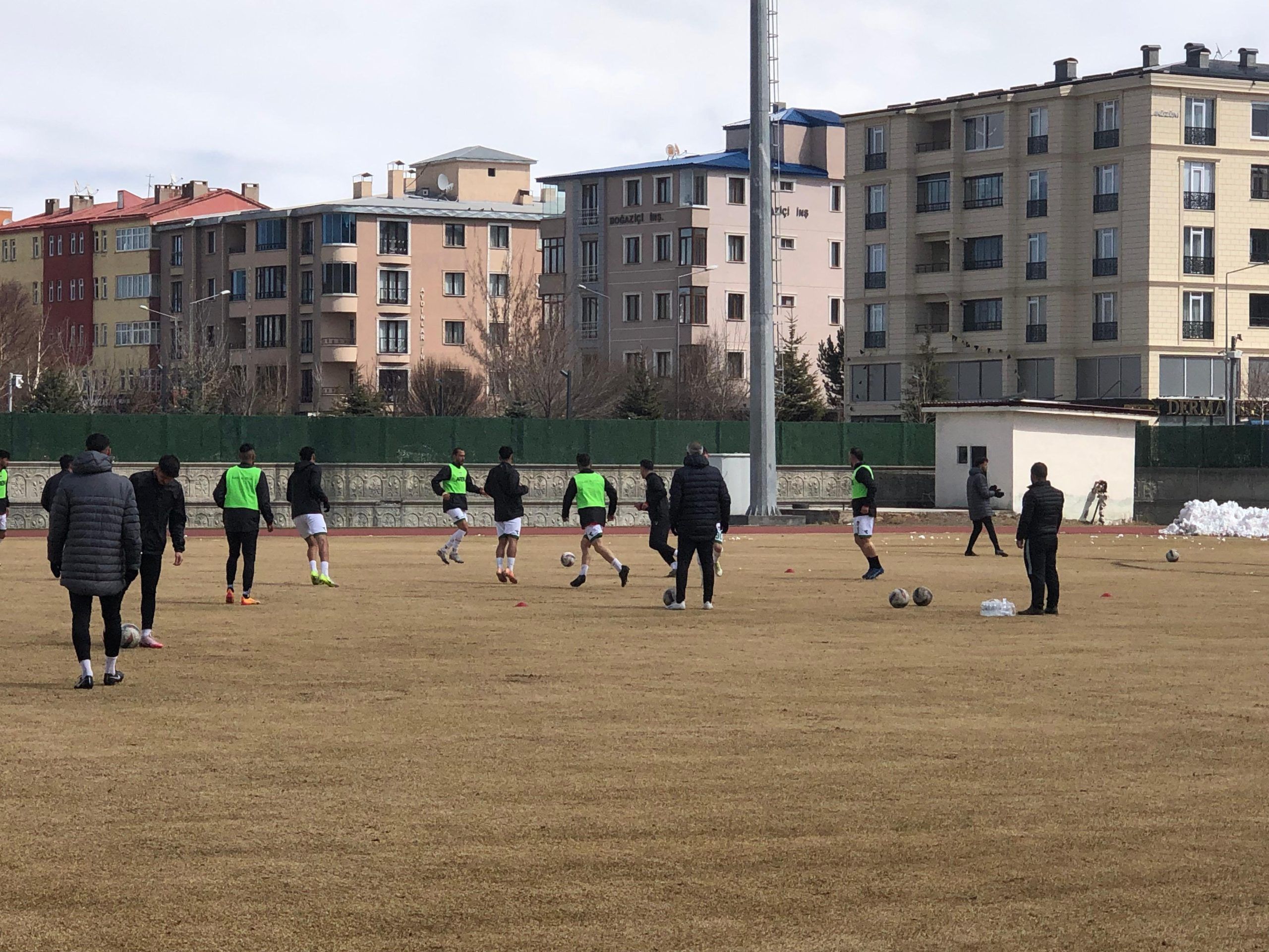 Kars 36 Spor - Arhavi 08 Spor karşılaşmasının hakemleri belli oldu - Birlik Haber Ajansı