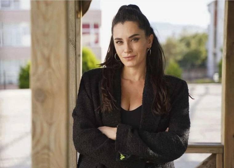 Hande Doğandemir’den Evlilik sinyali! çeyizim hazır
