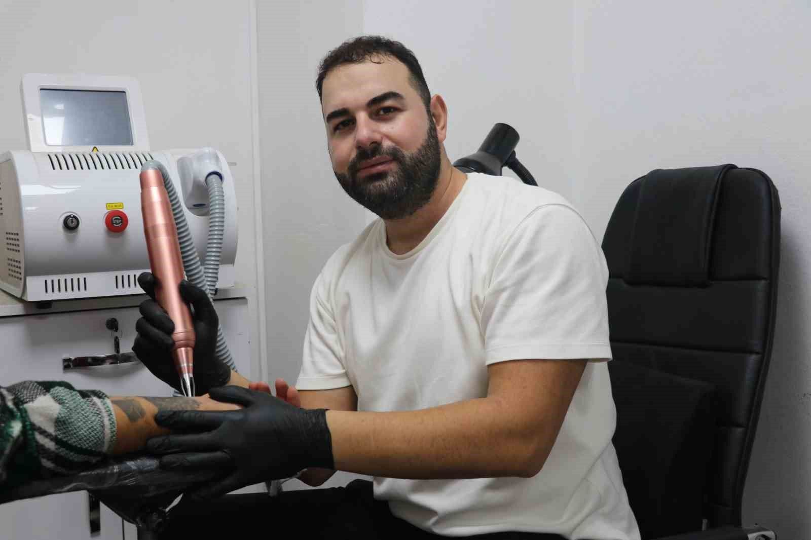 "Dövme sildirme işlemleri arttı": Mesci nedenini anlattı