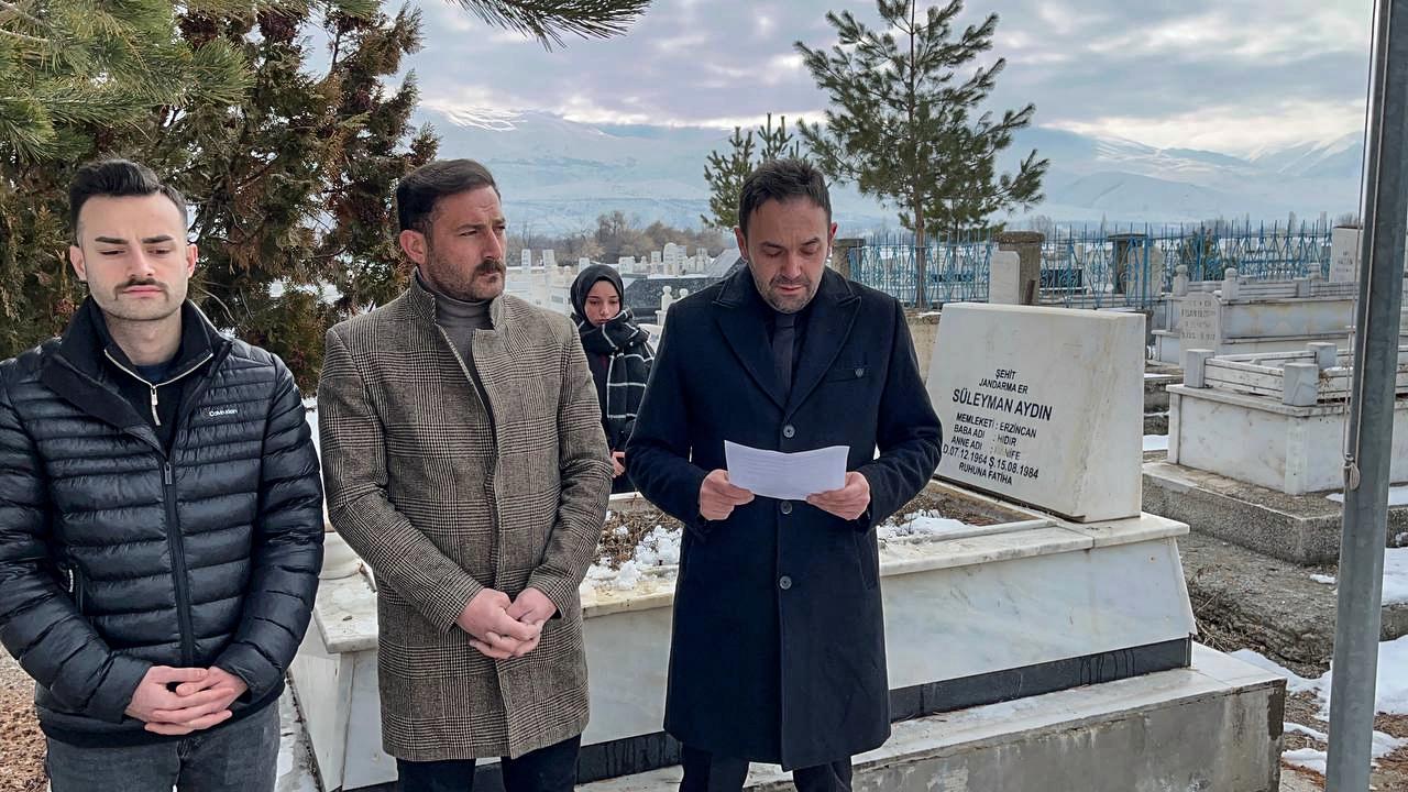 Erzincan Zafer Partisi'nden Şehit Süleyman Aydın'ın kabrine ziyaret - Birlik Haber Ajansı