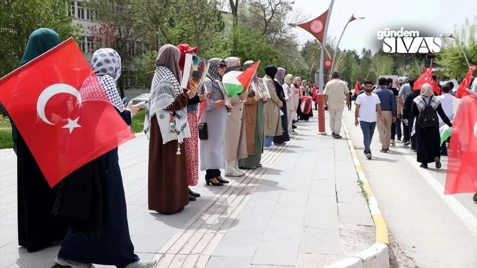 Sivas'ta Öğrencilerden İsrail'e Protesto!