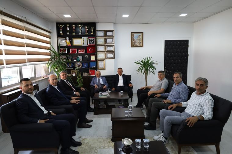Sivas Aile ve Sosyal Hizmetler İl Müdürlüğünü Ziyaret Eden Türkiye Dil ve Edebiyat Derneği Heyeti