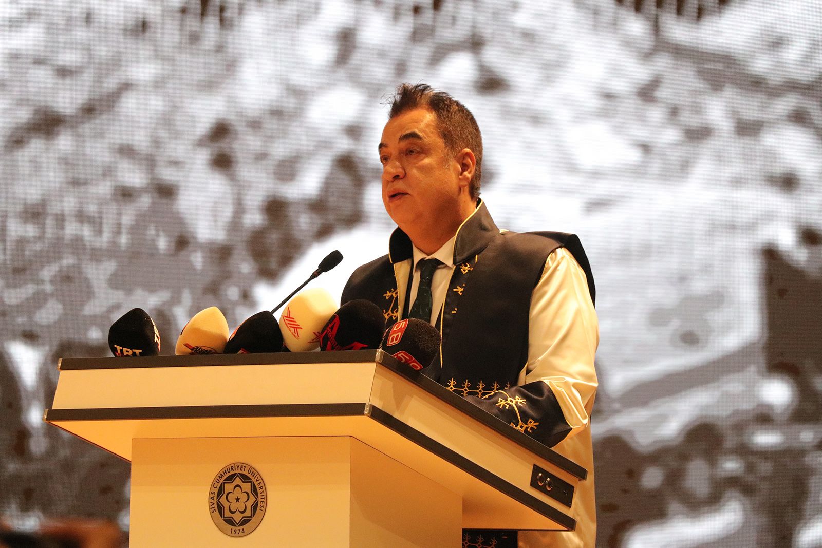 Sivas Cumhuriyet Üniversitesi 52 Yaşında: SCÜ’den Uluslararası Sıralamalarda Dikkat Çeken Büyük Başarı