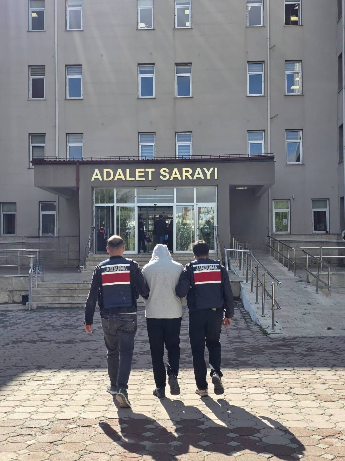 Sivas'ta FETÖ Operasyonu: 6 Yıl Hapis Cezası Kesinleşen Firari Üye Yakalandı