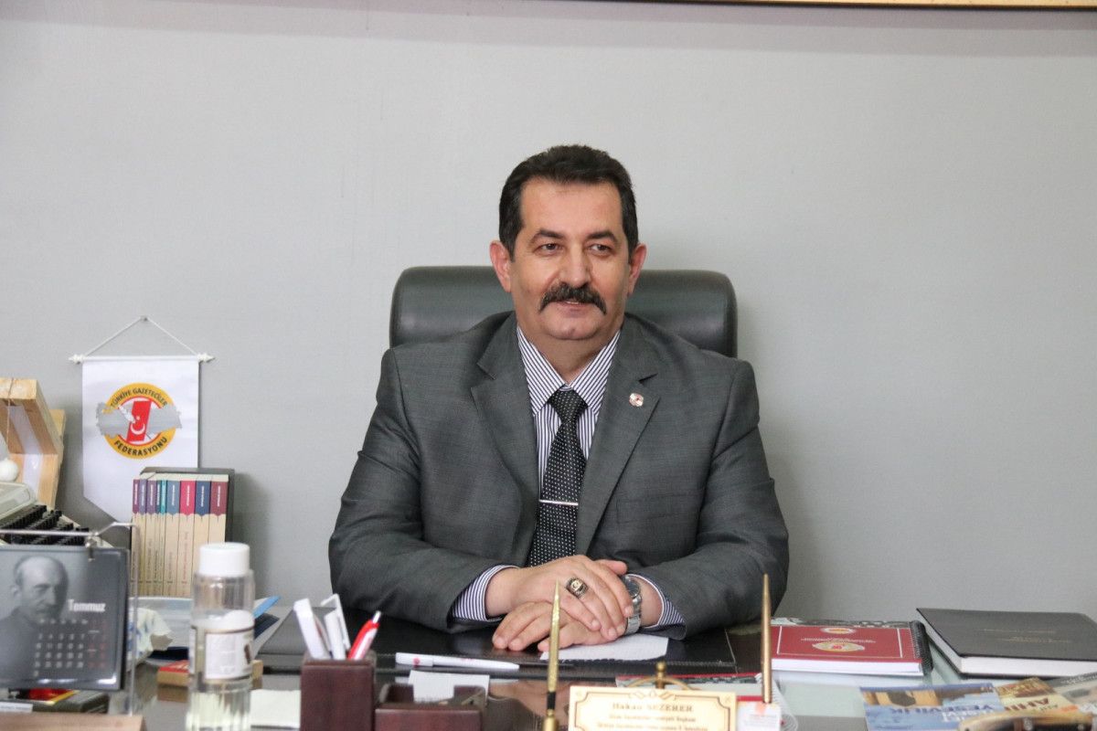 Sivas Gazeteciler Cemiyeti Başkanı Hakan Sezerer'den Cumhuriyetin 102. Yılına Özel Anlamlı Mesaj