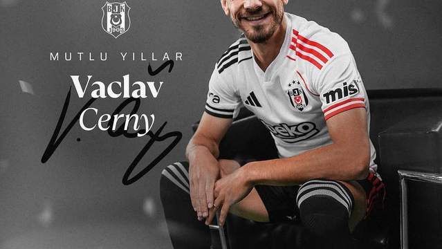 Beşiktaş'ın Yıldızı Vaclav Cerny'nin Doğum Günü Kutlandı