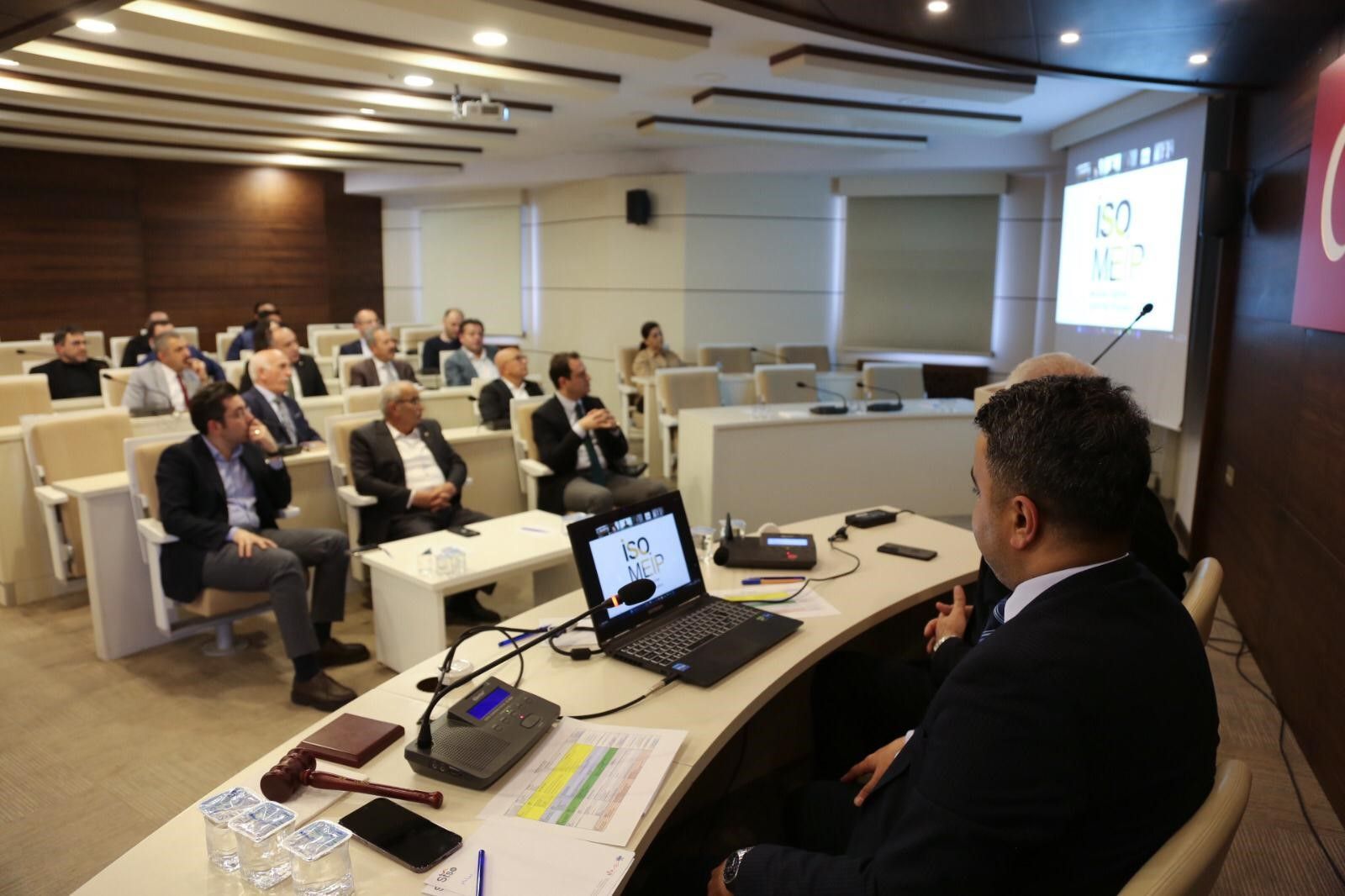 Sivas’ta Nitelikli Personel İhtiyacı Liselerden Karşılanacak: İş Dünyasıyla Güçlü İş Birliği