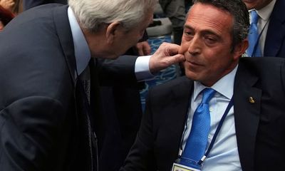 Fenerbahçe'de Tarihi Buluşma: Aziz Yııldırım'dan Ali Koç'a Jest ve Sürpriz Sözler