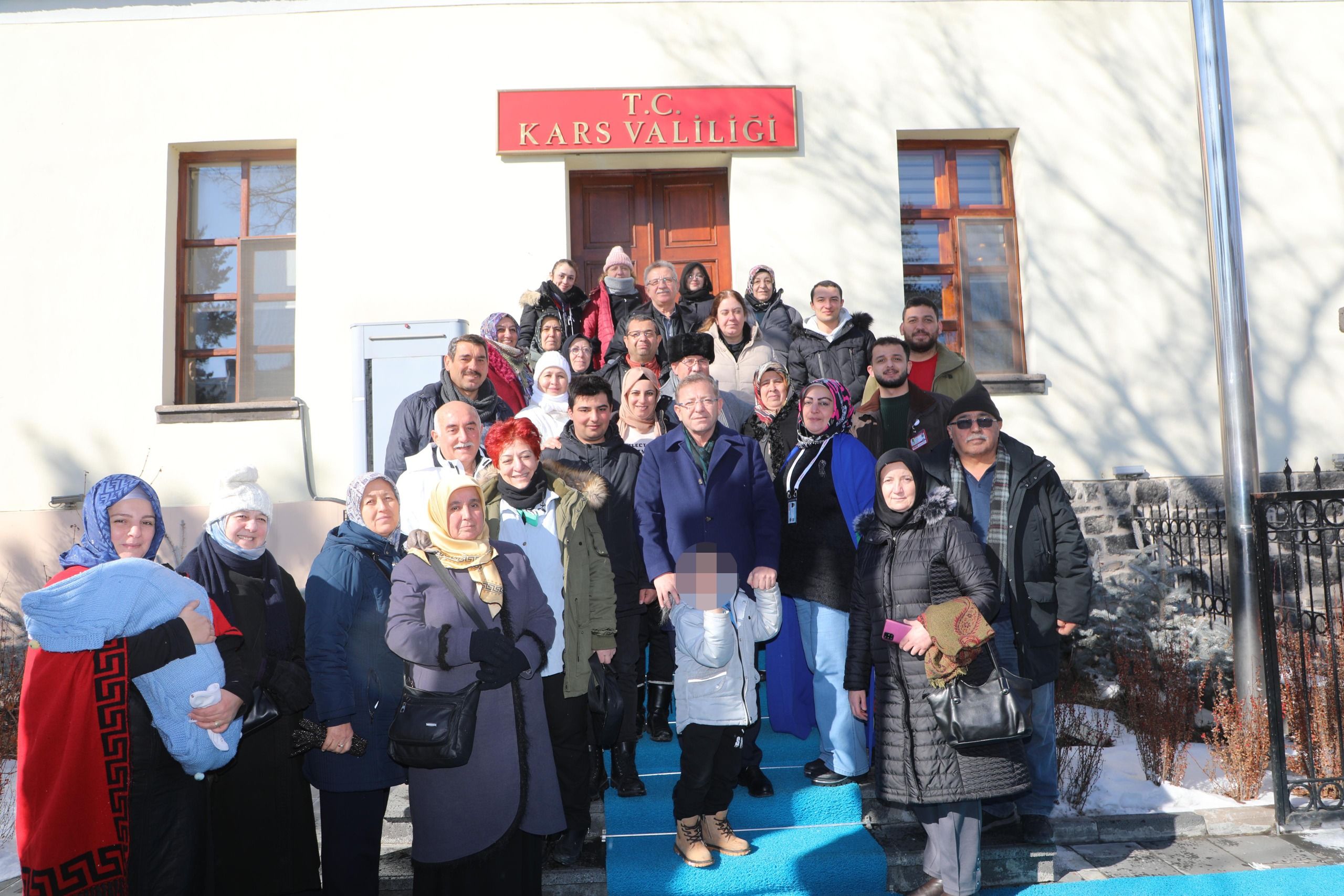 Vali Ziya Polat, Kars’ı tercih eden yerli turistlere teşekkür etti - Birlik Haber Ajansı