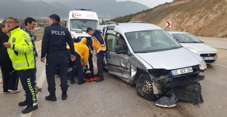 Isparta Eğirdir Karayolu'nda korkutan kaza - Birlik Haber Ajansı