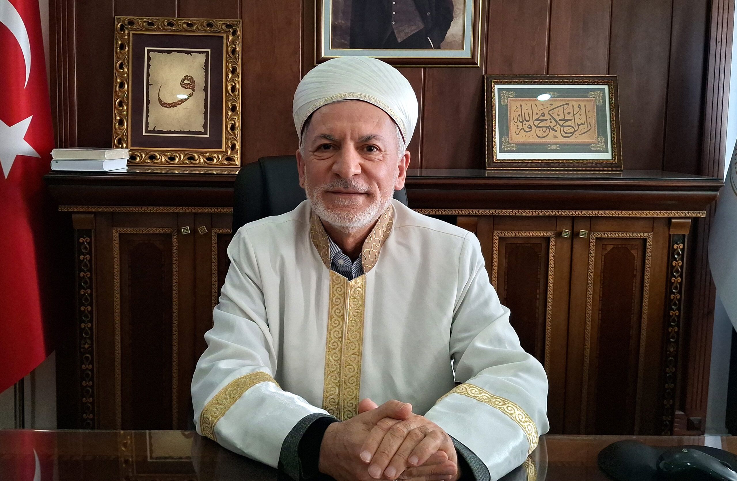 Beypazarı Müftüsü Ahmet İnciler: Şehirlerin kalbi camilerde buluşmayı sürdürüyoruz - Birlik Haber Ajansı