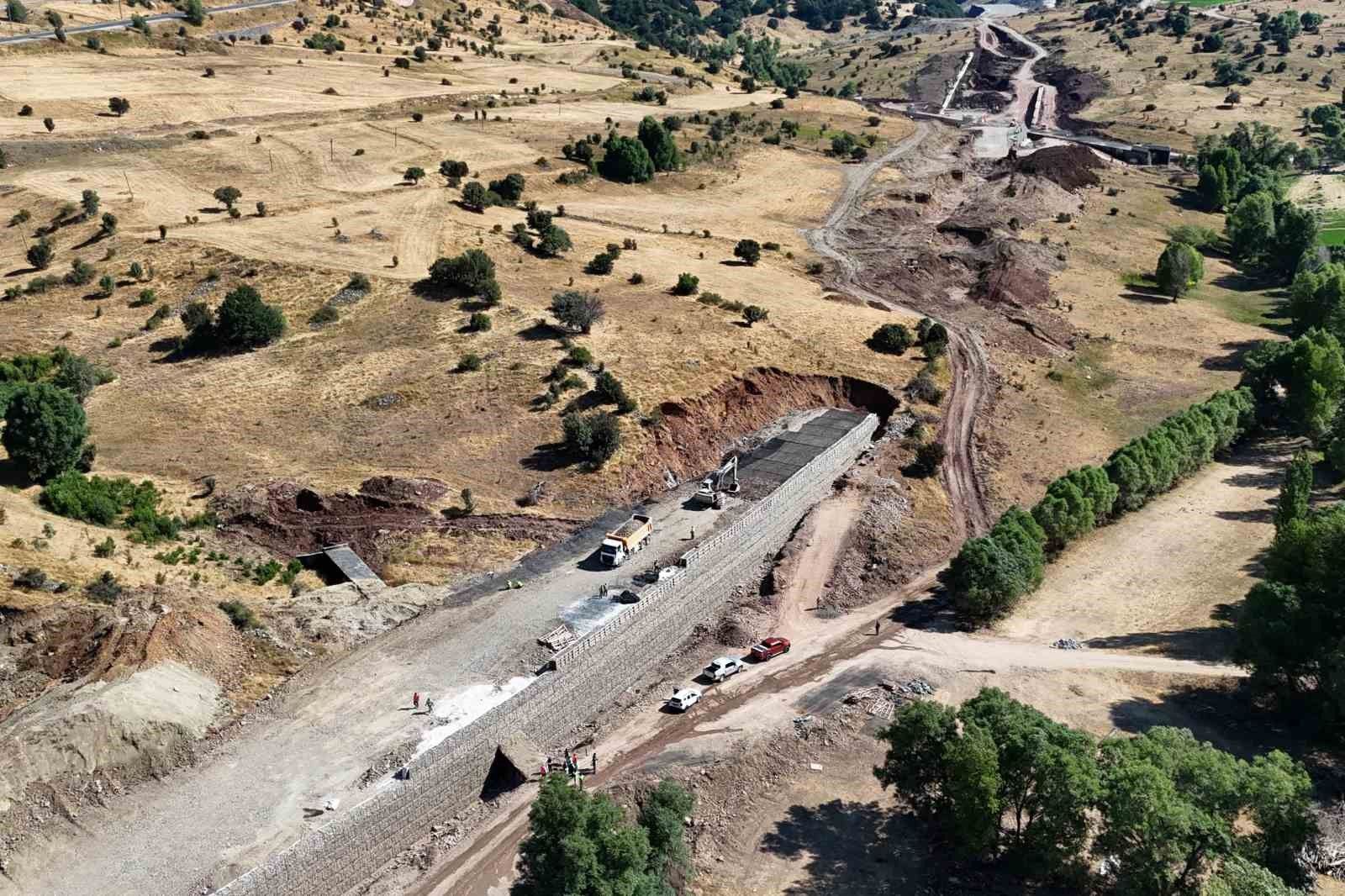 Sivas’ta Geminbeli Tüneli 4 Eylül’de ulaşıma açılamadı