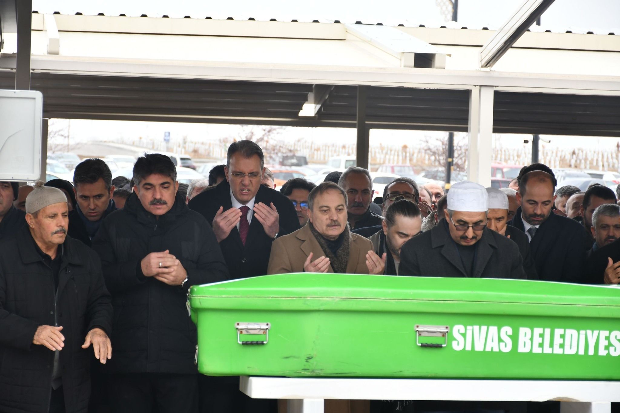 Merhum Albayrak son yolculuğuna uğurlandı - Birlik Haber Ajansı