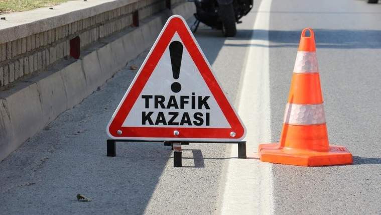 Mardin'de işçi servisi ve kamyon çarpıştı - Birlik Haber Ajansı