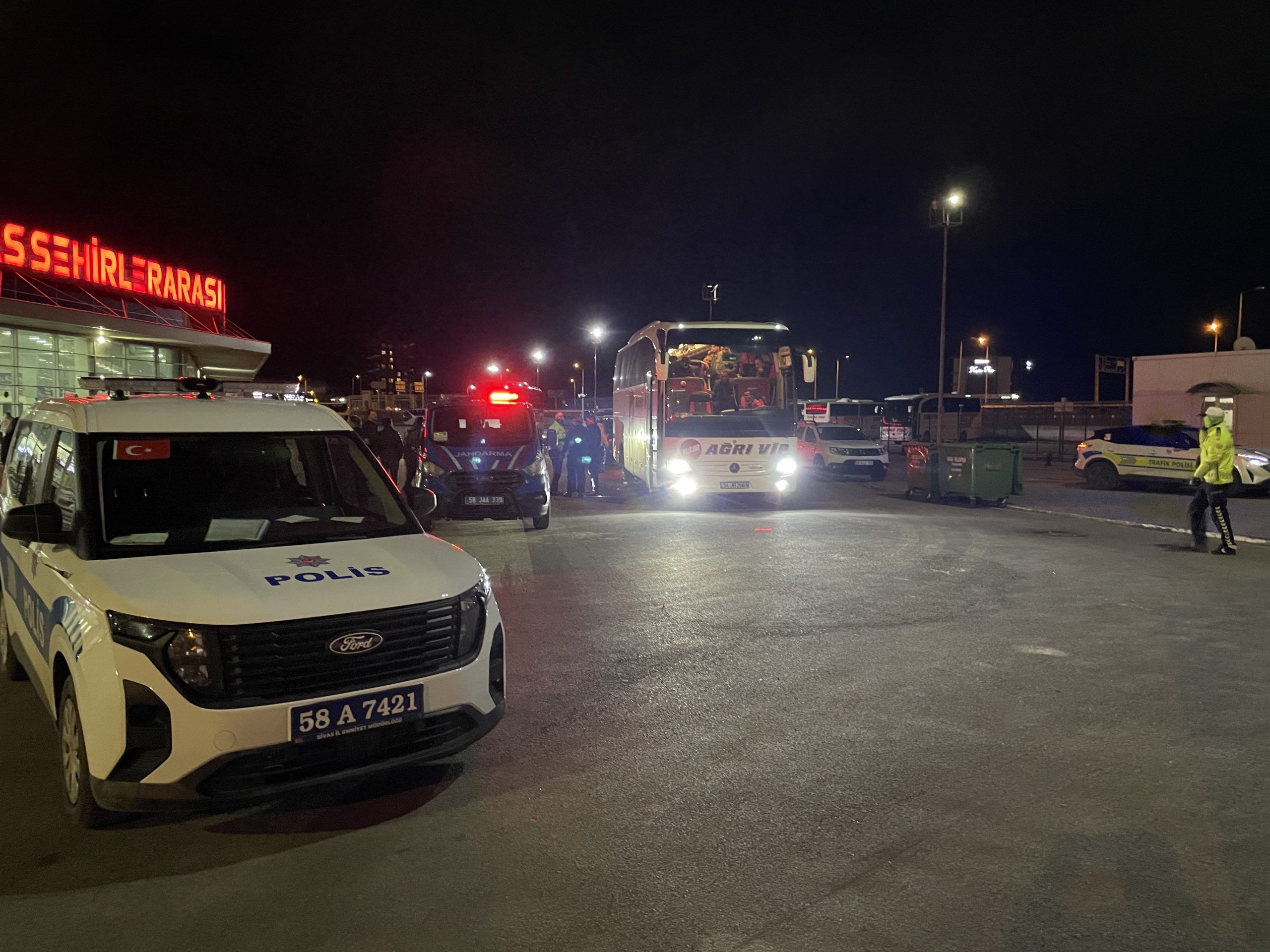 Sivas Otogar Sürücüsü İhbar Etti: Üzerinden Geçtiği Kişi Ölü Bulundu