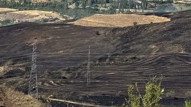Sivas'ta İki Köyde Yangın Alarmı!