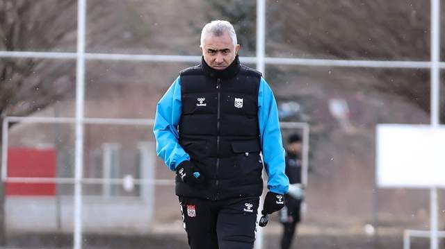 Sivasspor’dan Mehmet Altıparmak Açıklaması: PFDK Sevki İdari Süreç, Nihai Karar Yok