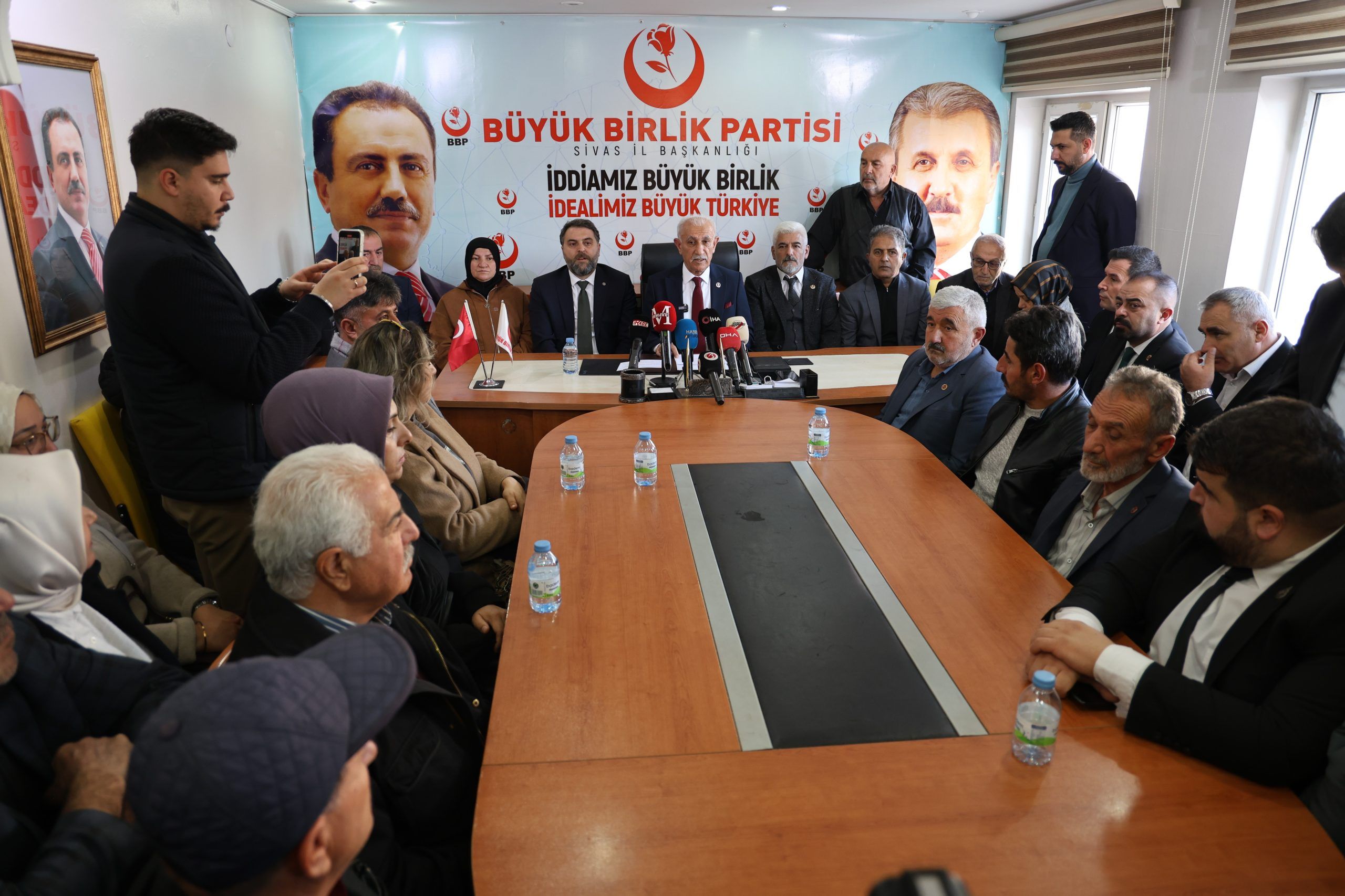 İYİ Parti Sivas İl Başkanı'nın "PKK'lı" Sözlerine BBP'den Sert Tepki: "Ahlaksızlığın Daniskası"