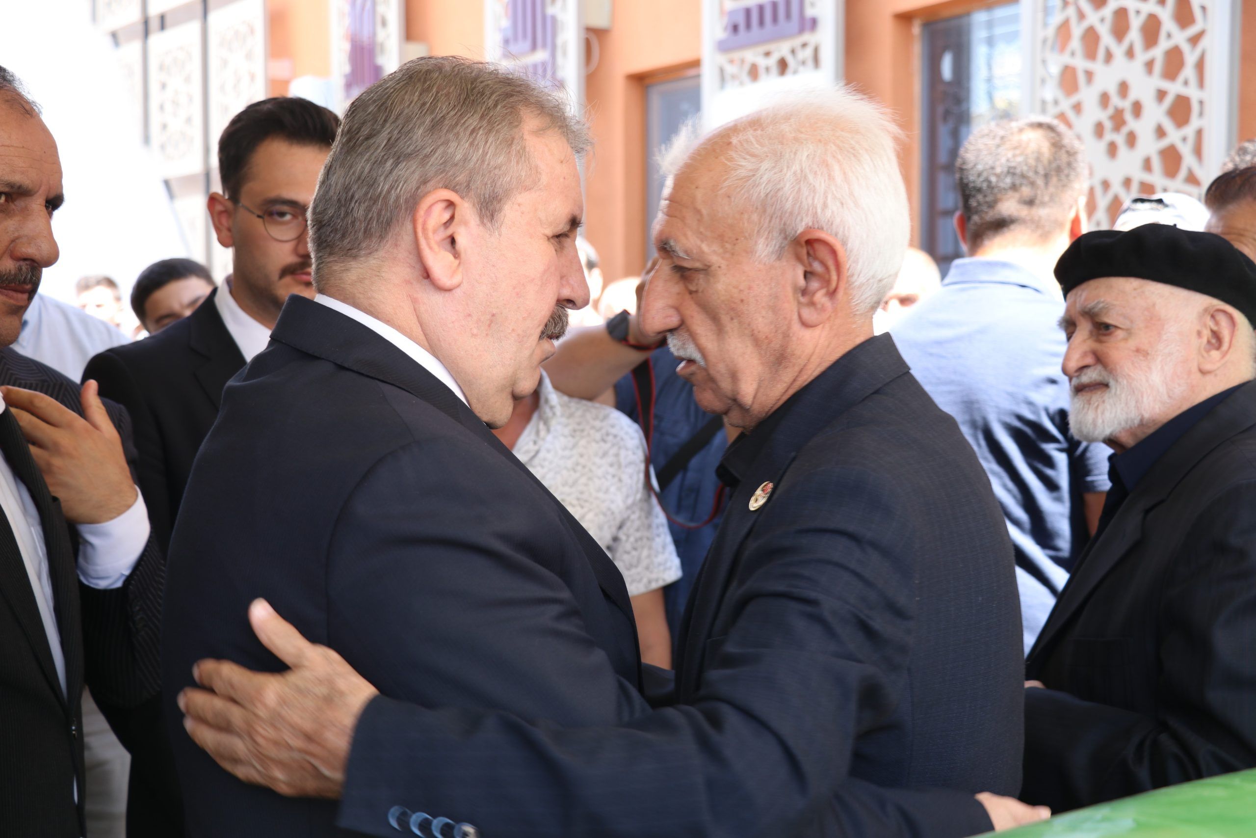 Büyük Birlik Partisi (BBP) Sivas İl Başkanı Ahmet Polat'ın Eşi Fatma Polat Vefat Etti