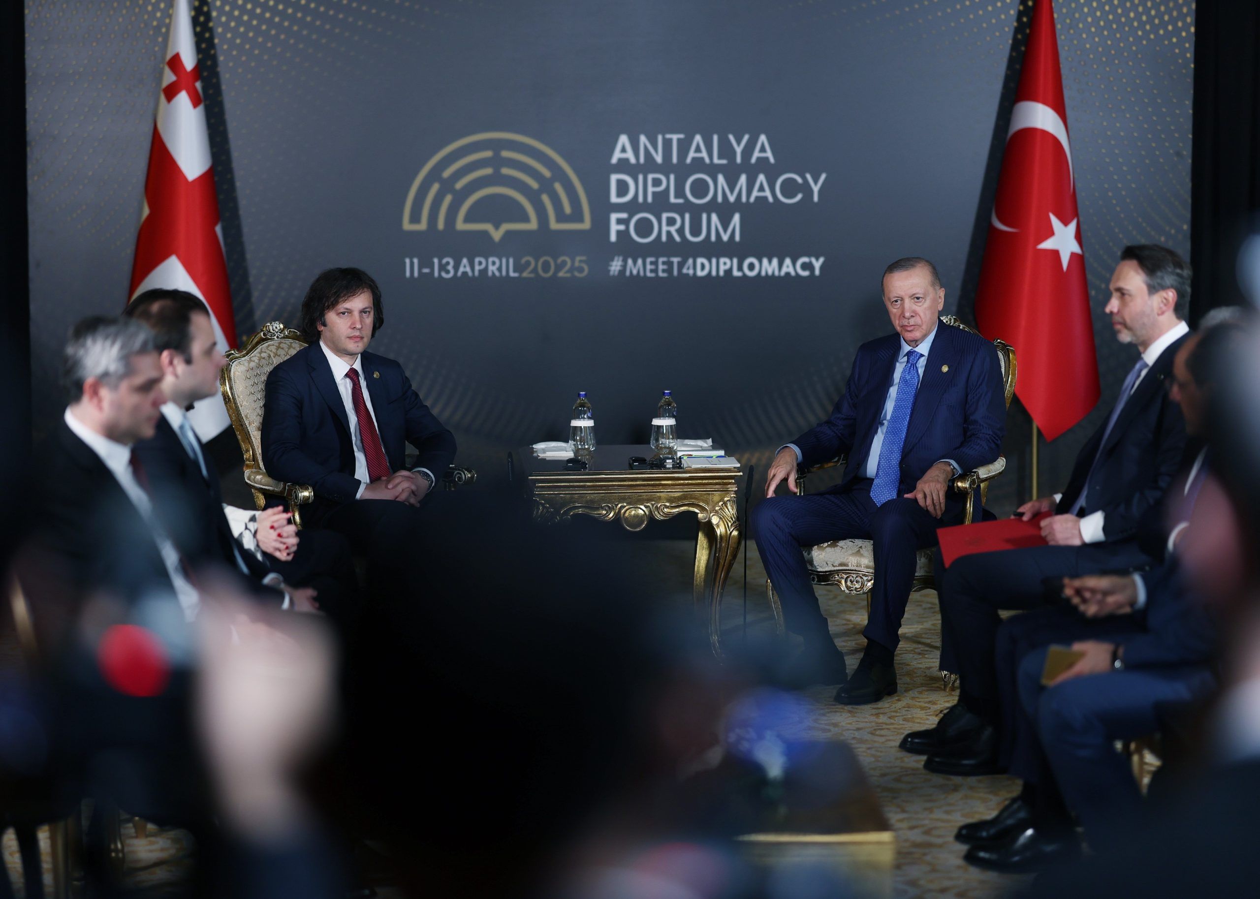 Cumhurbaşkanı Erdoğan’ın 5 Kritik Kararı: Gürcistan Başbakanı Kobakhidze ile Tarihi Buluşma
